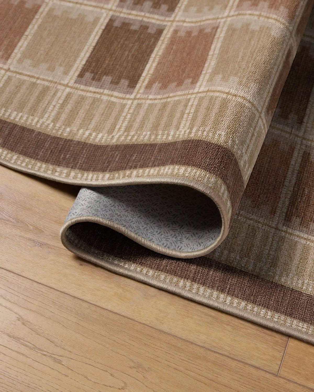 Agnes Warm Brown Rug