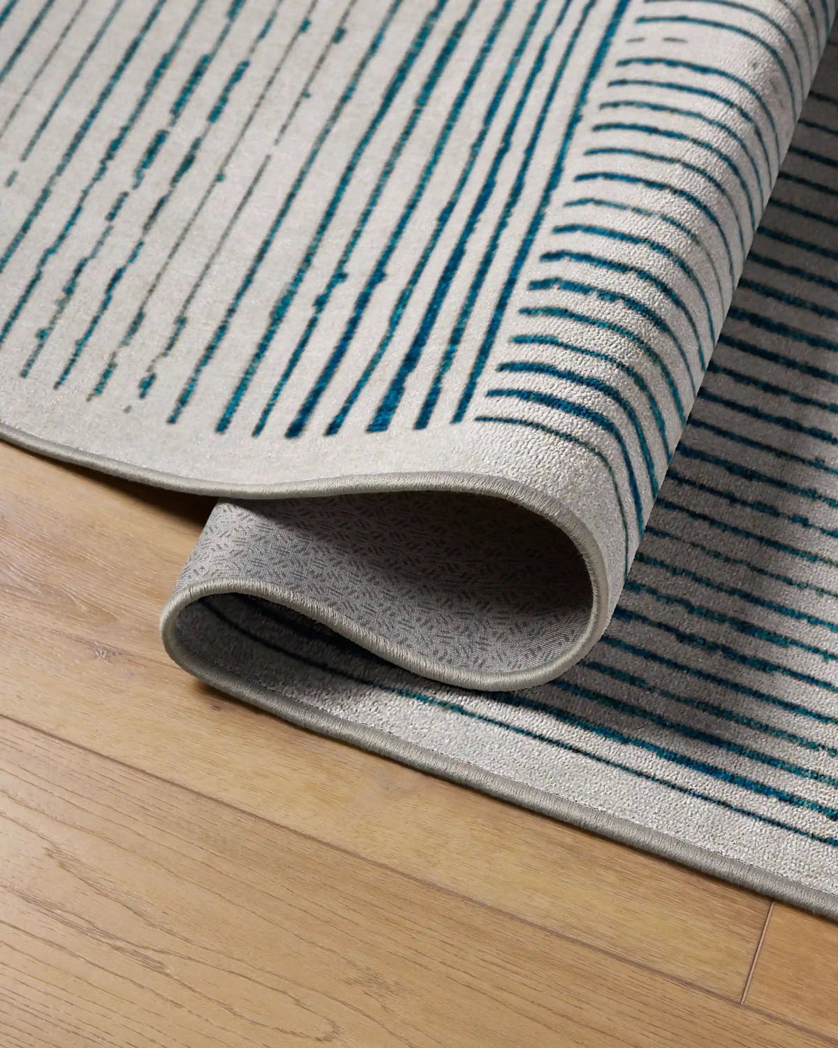 Linear Oasis Ivory & Blue Rug